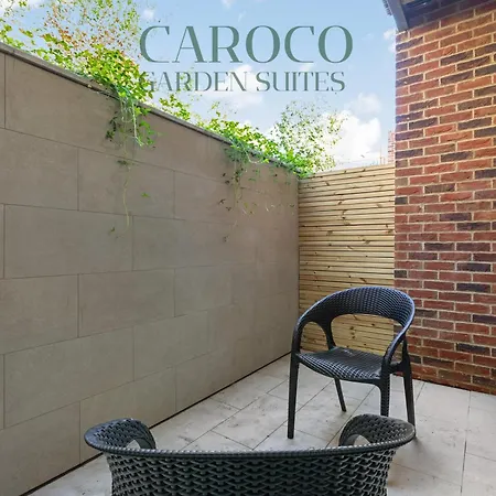 Westciti Caroco Aparthotel-3